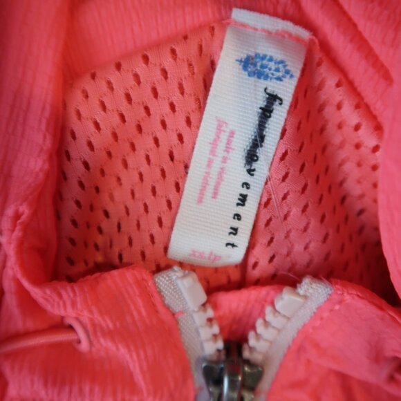 NWT Free People Movement Run Wild Zip Windbreaker XS - Picture 2 of 10